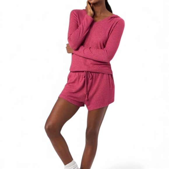 Bobeau Raspberry Lounge Set - Picture 2 of 7